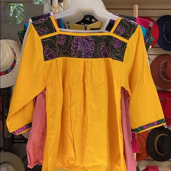 Blouses - Picture 7 of 12